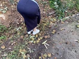 分享骚货老婆周末游玩