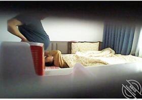 在丈母娘家卧室偷装摄像头0