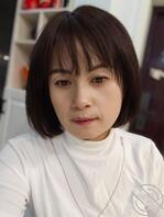 好想日我妈妈的骚穴啊，怎样才能回家求大佬指点。1