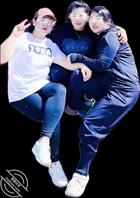 《原创》（00后骚年恋母记）第二期（骚妈和闺蜜十月一旅游）浅露脸分享1