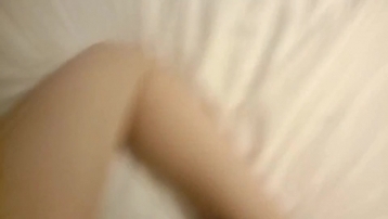 维族女孩