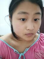 不小心看到 刚成年不久的表妹 手机里面的照片