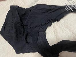 在舅妈卧室发现了避孕套?2