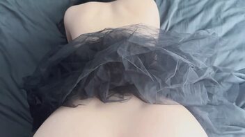 丰满肥臀骚逼商丘柘城母狗，幻想被海友们插入嫩穴内射3p，极致NTR肉便器