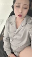 互换老婆自慰视频8