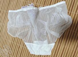 发现妈妈性感内裤2