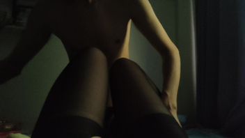 0315男硕找个长期姐姐