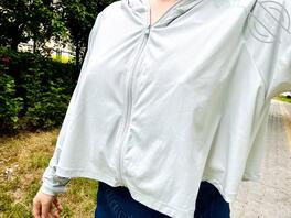 哈哈一阵子没上很多人留言给有点小感动,慢慢满足你们,去露出啦~2