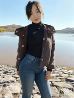 绿母儿贡献美母给野爹们当飞机杯用，让我妈这条贱母狗服务爽爸爸们2