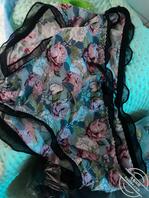 丈母娘内裤小味道爱死我了，太美了