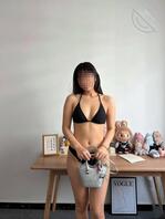 （原创151视频贴）舌尖刺激堂姐小阴蒂，轻松给堂姐送上高潮后，答应了录制