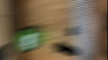 去小骚逼家里操她