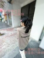 【原创内容117】妈妈回来带回来一条狗生病了，给妹妹心疼坏了