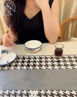 【妹妹日记25】妹妹突然改变主意，要请我去饭店表示感谢，饭后约好去宾馆0