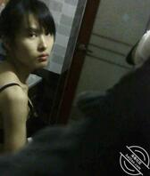 偷拍女邻居的截图1