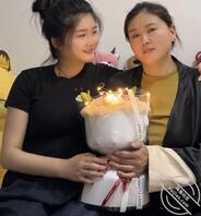 我妈和我姐1
