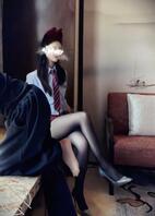 儿子在也不忘发骚，跟儿子说别回头 玩木头人游戏，艳母妈妈已经摆好姿势了2