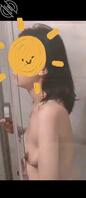 (原创)把手机放在浴室角落偷拍小姑洗澡,小姑身材真是好啊0