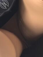 偷拍女同事裙子1