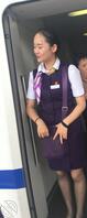 高铁上的乘务员可以找她们要丝袜或者要求足交服务吗2