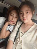 美丽舅妈母女，目前怀孕中1