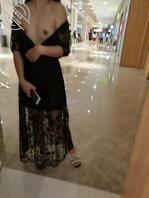 小骚货真空逛商场     回去小骚穴湿透了1