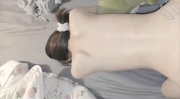 皮肤白嫩，身材一绝的网友，见面二话不说就是干2