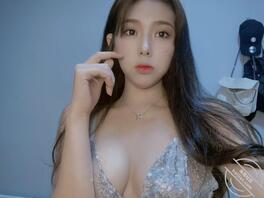 母狗的狗奶子想被捏爆，使劲侮辱我吧1