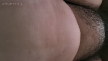 跟肥臀母猪妈妈乱伦无套交配