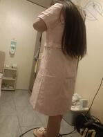 护士服诱惑吗也是偷拍我妹换衣服，从医院下班回来了1