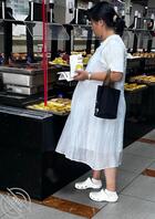 偷拍巨肚孕妇1
