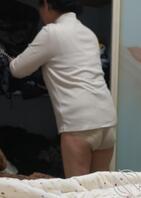 绿母儿想让野爹们侮辱骚妈