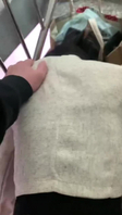 小区楼道后入少妇人妻脱裤子就干