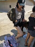 偷偷拍大白腿，好想射在上面1