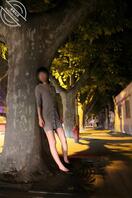 就喜欢把逼漏出来---衡山路夜晚超大胆露出，行人路过不知道看到没0