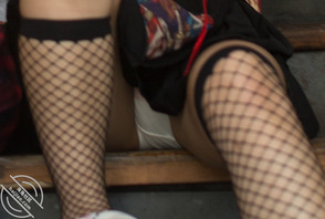 俩闺蜜拍写真双双走光1