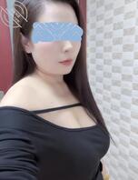 妈妈的自拍照对着手机发骚不知道给谁看呢2