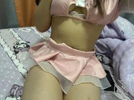 网聊大四学生跟我说是处女 只自己自慰过 感觉有点黑