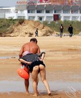 ［今天发三婶］不要脸的二婶不穿内裤勾引大叔1