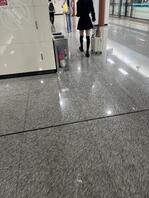 分享-抄底差点碰到腿很刺激0