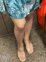 偷拍少妇骚脚2