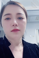 一个人常年在家的骚妈 听村里人说十几岁就让人家操0