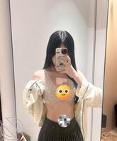 跟姐姐去开房,把姐姐操到高潮喷水,最后被我操沦陷身上抽搐,吓死我了。
2