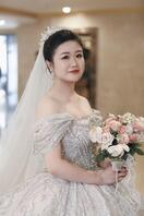 贡献骚逼媳妇婚纱照裸照 给海友们分享欢迎留言，你们觉得我媳妇怎么样1
