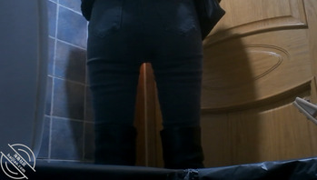 精品厕拍 极品大馒头白虎逼 大逼直对镜头1