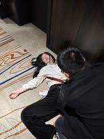 【武汉人妻绿帽内射】喵咪老师被单男反复爆操，无套内射，骚逼开合精液流出2