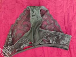 妈妈不在家 偷看妈妈的房间1