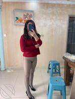 原创妈妈周末在家穿骚衣服的样子
我忍不住强奸了她1