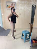 原创妈妈周末在家穿骚衣服的样子
我忍不住强奸了她2