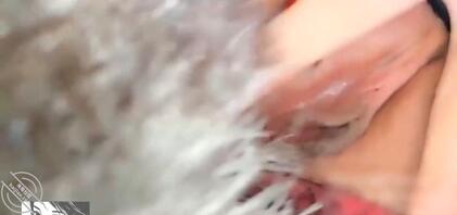 户外露出！真刺激极品白虎福利姬草莓味的软糖2